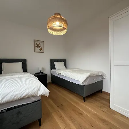 Leopoldsdorf Premium * Rustenfeld